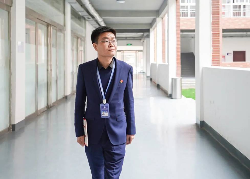 榜样引领 | 岳留洋：高数课堂上的“筑梦者” 